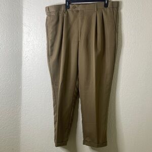 Savane Men's Classic Brown Pleated Pants